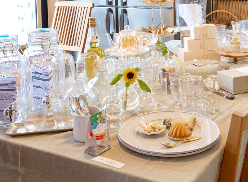 プロの方から食のアンテナが高い一般のお客さままで、いろいろな方が訪れる場所03