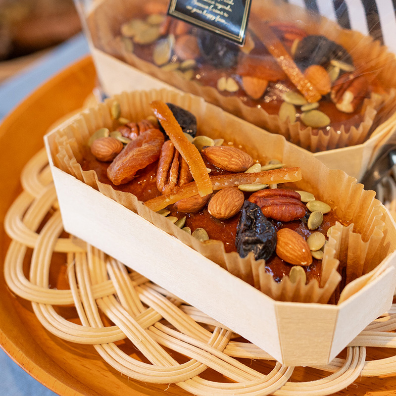 マルサン商事で働くスタッフ04